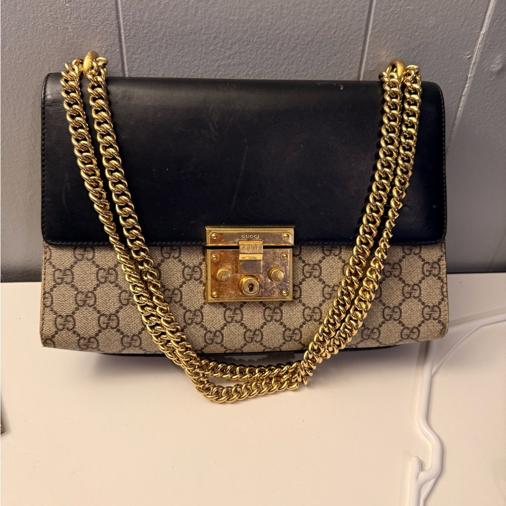 Gucci Black and Beige Monogram Shoulder Bag